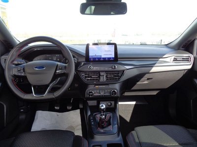 Ford Focus 1.0 EcoBoost Hybrid 125CV SW ST Line, Anno 2022, KM 7 - belangrijkste plaatje