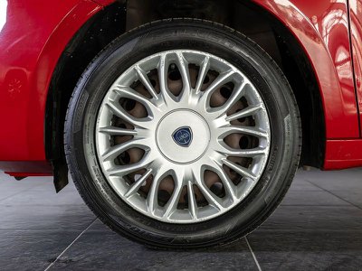 Lancia Ypsilon 1.2 69 CV 5 porte Silver, Anno 2016, KM 114247 - belangrijkste plaatje