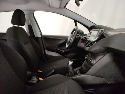 Peugeot 208 BlueHDi 100 5 porte Active Business, Anno 2018, KM 5 - belangrijkste plaatje
