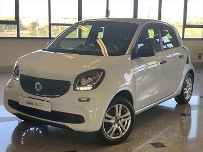 Smart Forfour 70 1.0 Twinamic Youngster, Anno 2017, KM 35288 - belangrijkste plaatje