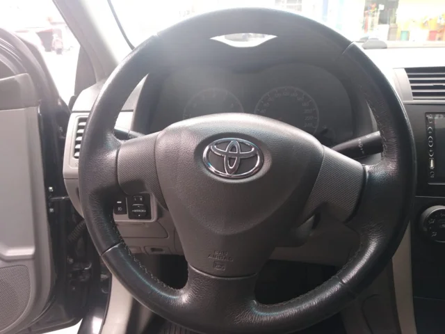 Toyota Corolla Sedan Altis 2.0 16V (flex) (aut) 2011 - belangrijkste plaatje