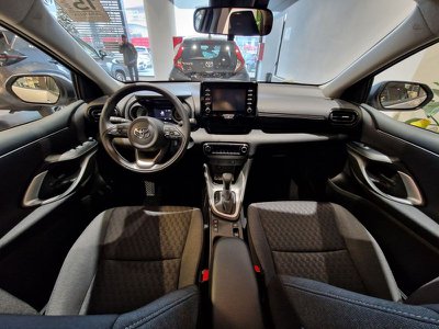Toyota Yaris 1.0 5 porte Business, Anno 2023, KM 20674 - belangrijkste plaatje