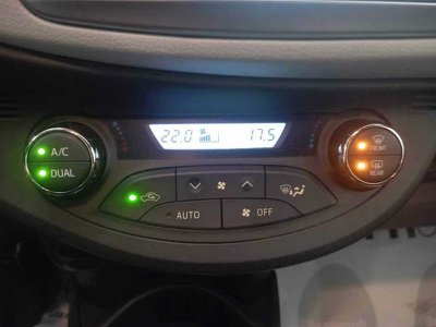 Toyota Yaris 3ª serie 1.5 Hybrid 5 porte Cool, Anno 2017, KM 793 - belangrijkste plaatje